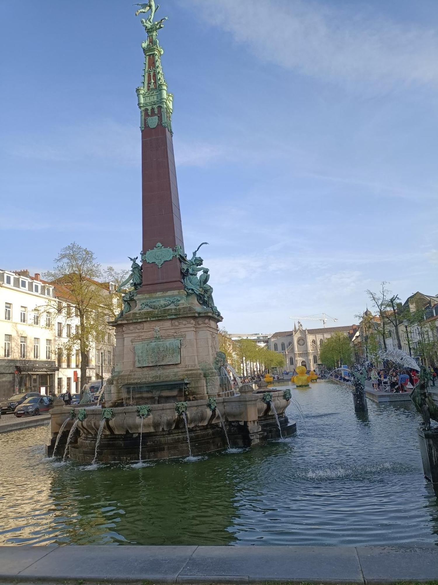 Appartement De Charme Au Coeur De Bruxelles!! Luaran gambar